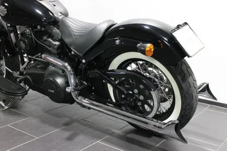 Harley-Davidson FLS